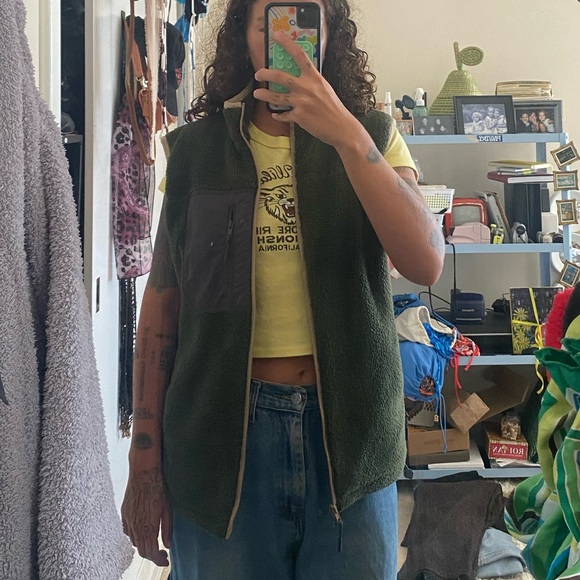 Cotton On Vest - Picture 1 of 2